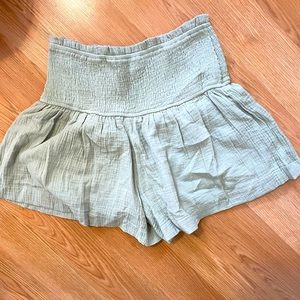 Sea foam Boho green shorts